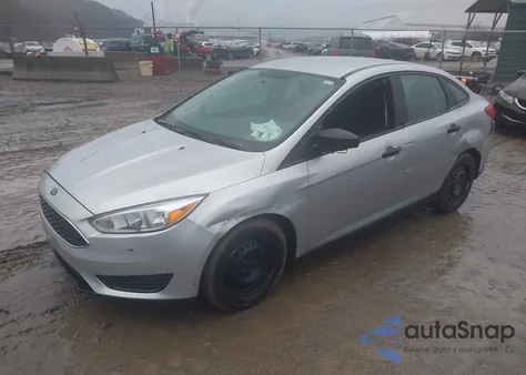 2018 Ford Focus S из США, поврежденный, VIN 1FADP3E26JL209919